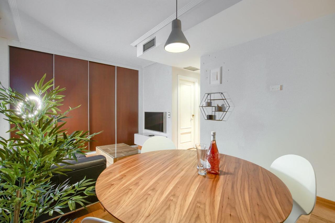 Apartamento En Chamberi Con Piscina - Lovely Apartment In The City Center With Swimming Pool Madri Exterior foto